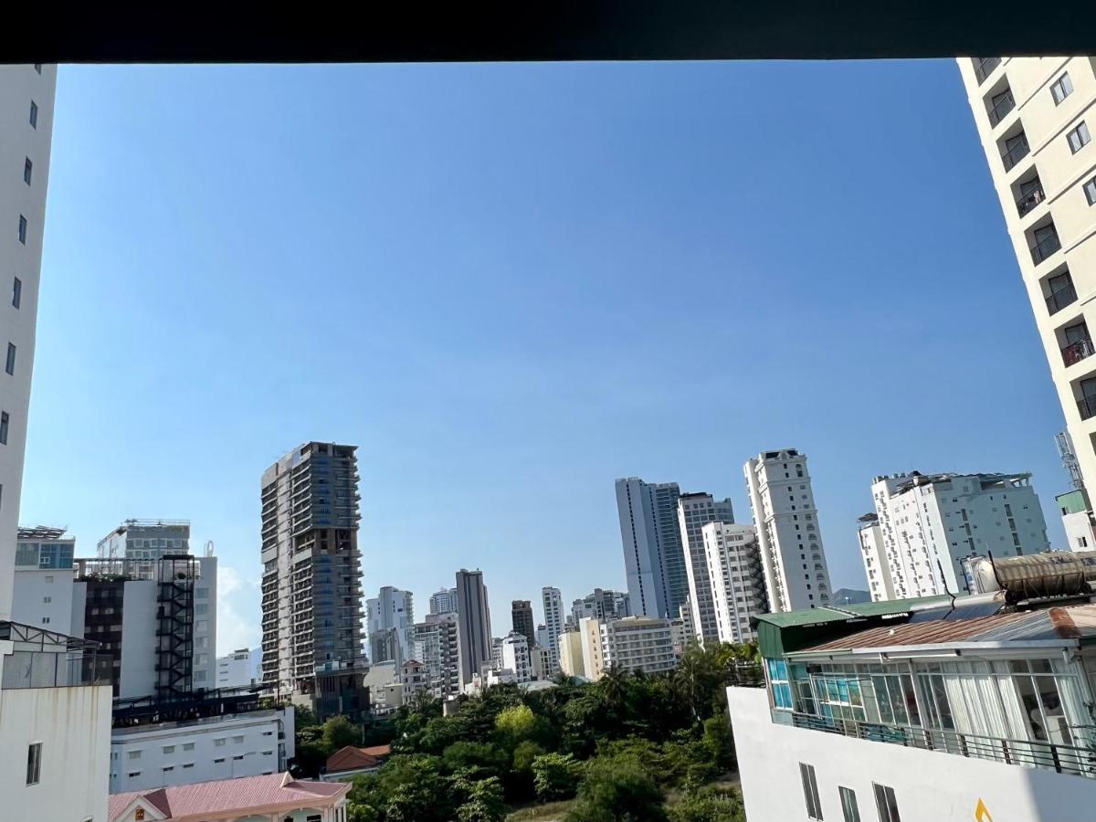 Sophia Sky Hotel Нячанг Екстер'єр фото