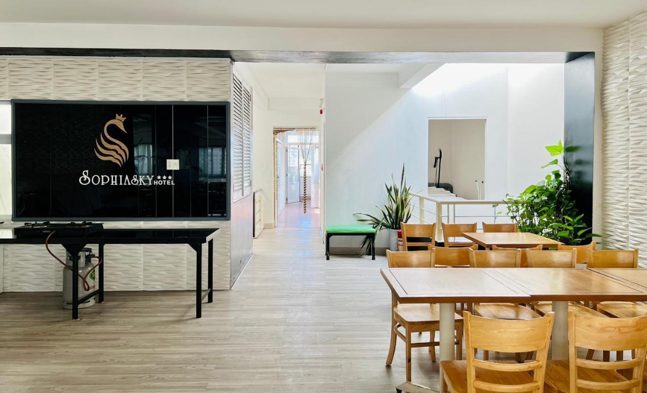 Sophia Sky Hotel Нячанг Екстер'єр фото