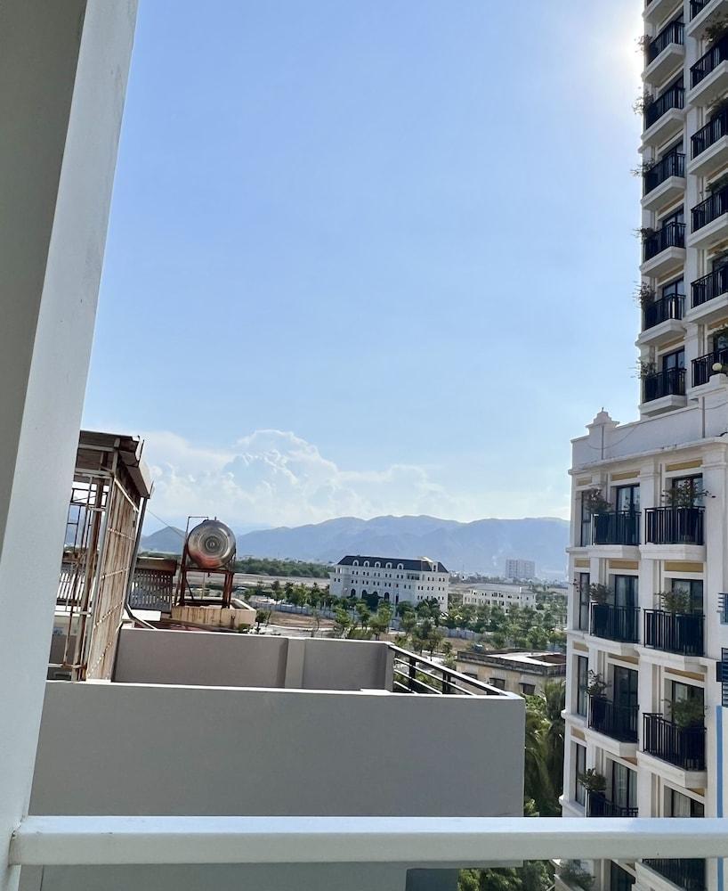Sophia Sky Hotel Нячанг Екстер'єр фото